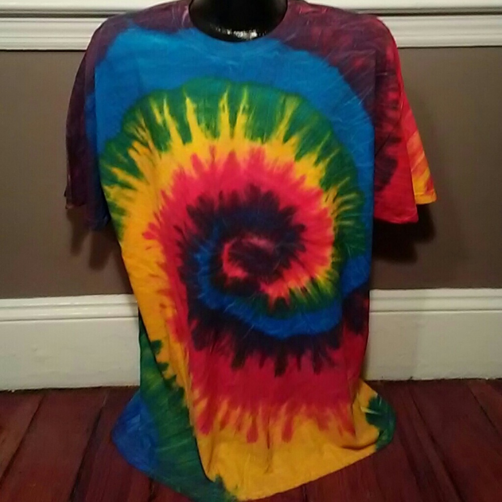 Mens xlarge brand new 🌈 rainbow colorful t-shirt - Picture 1 of 4